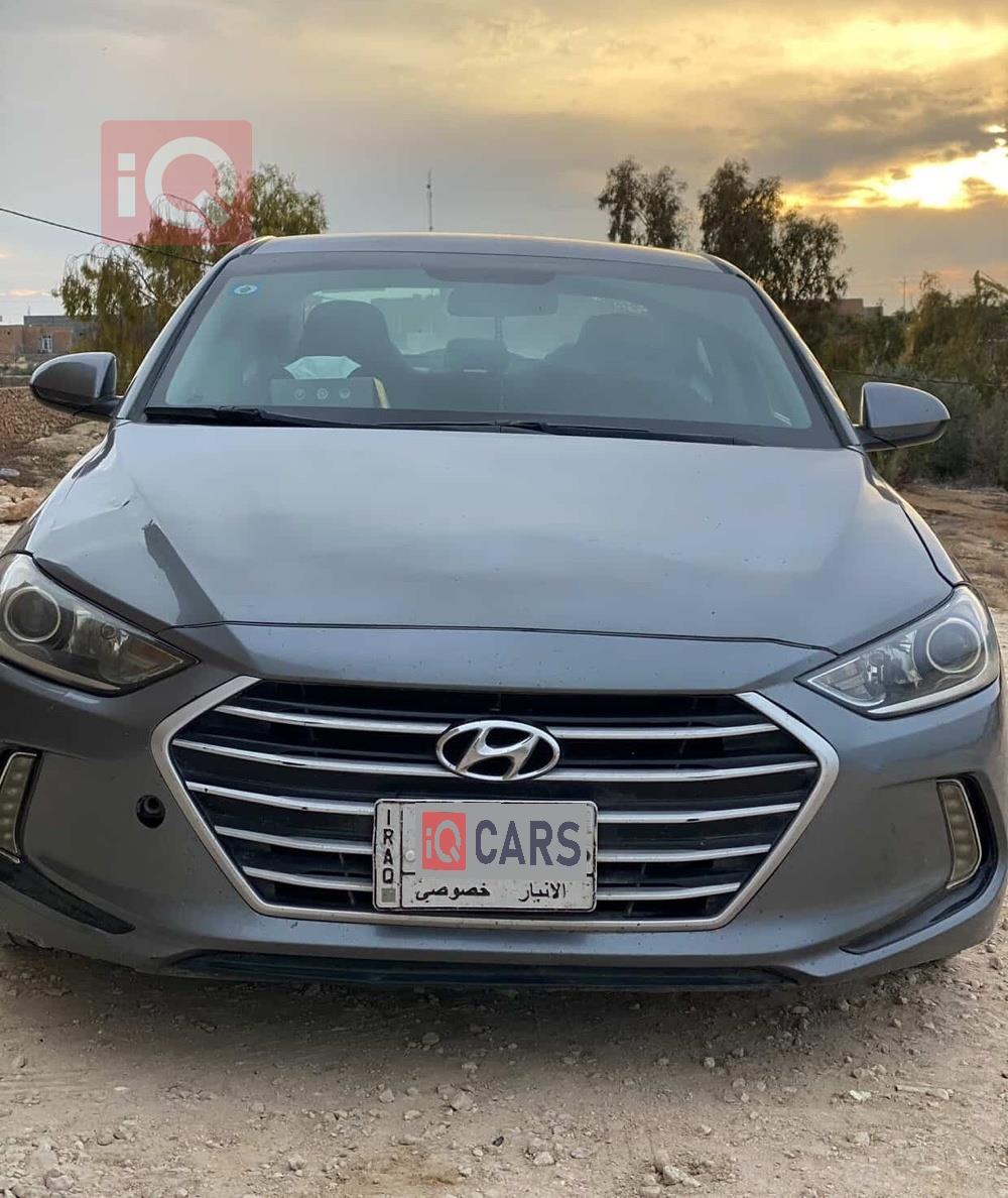 هیوندای ئەلەنترا